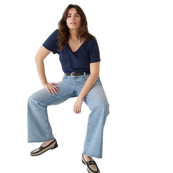 NWT J. Crew Navy Vintage Cotton V-Neck T-Shirt - SIZE XL - Picture 2 of 9